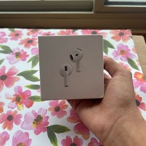 Apple AirPods 4th Generation